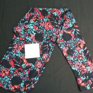 Floral Roses Lularoe TC leggings NWT
